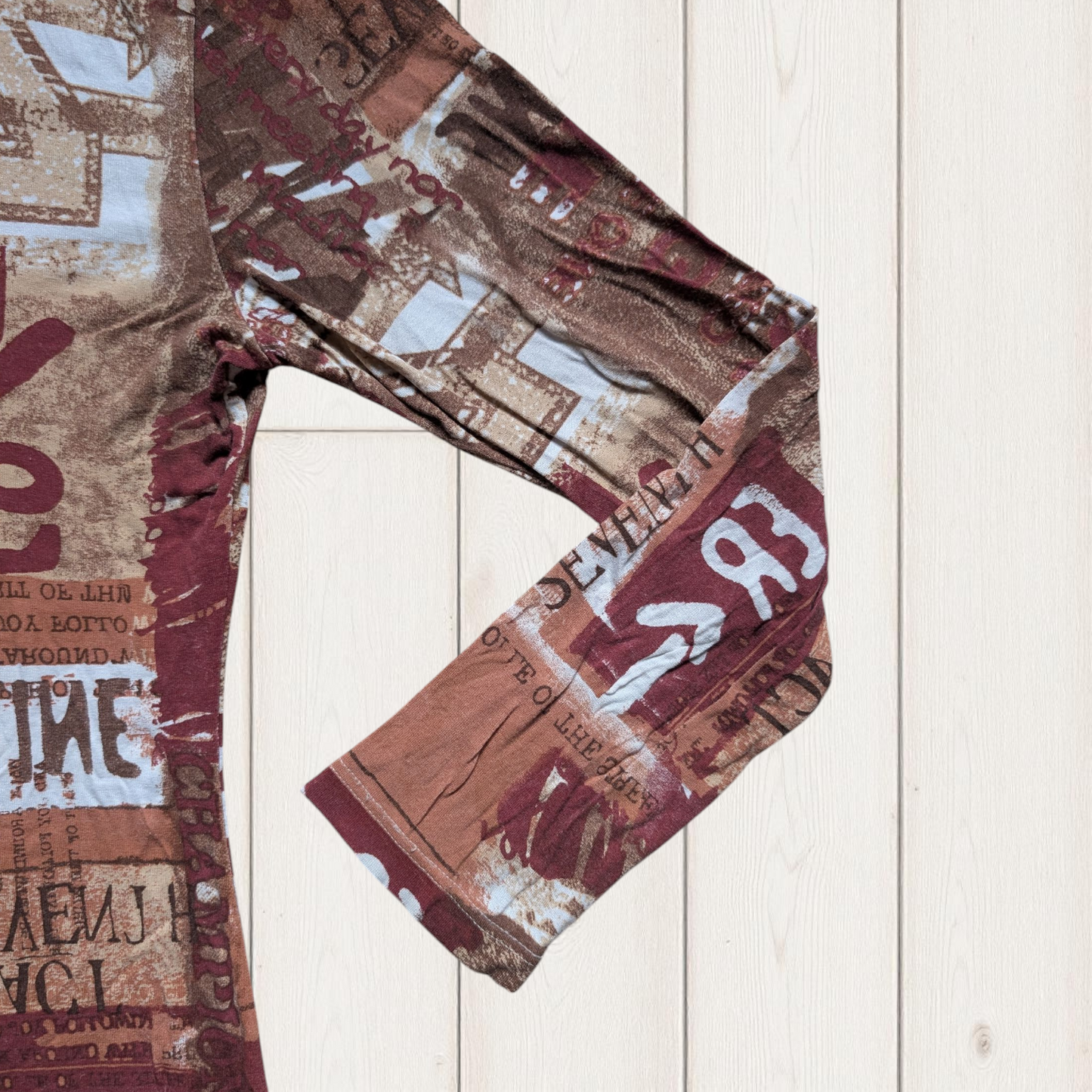 00's Earthy Graphic Long Sleeve