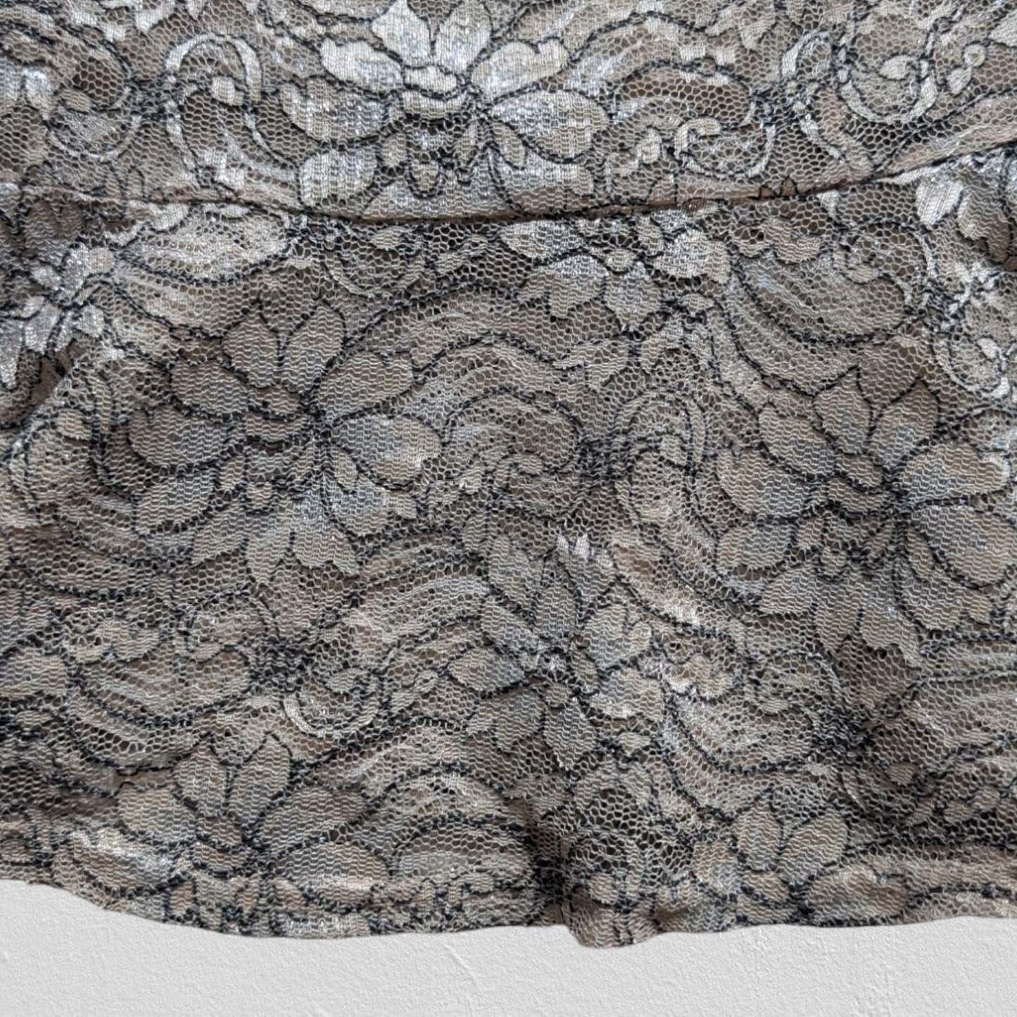 00's Champagne Lace Peplum