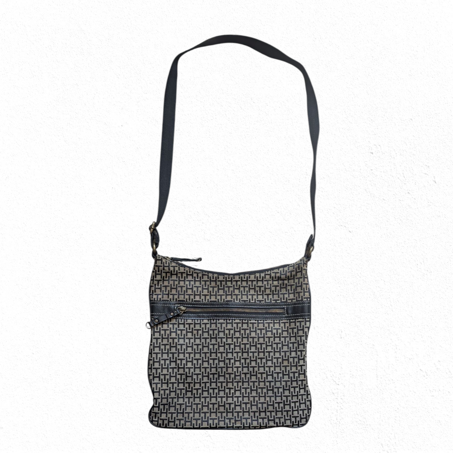 00's Tommy Hilfiger Crossbody Bag