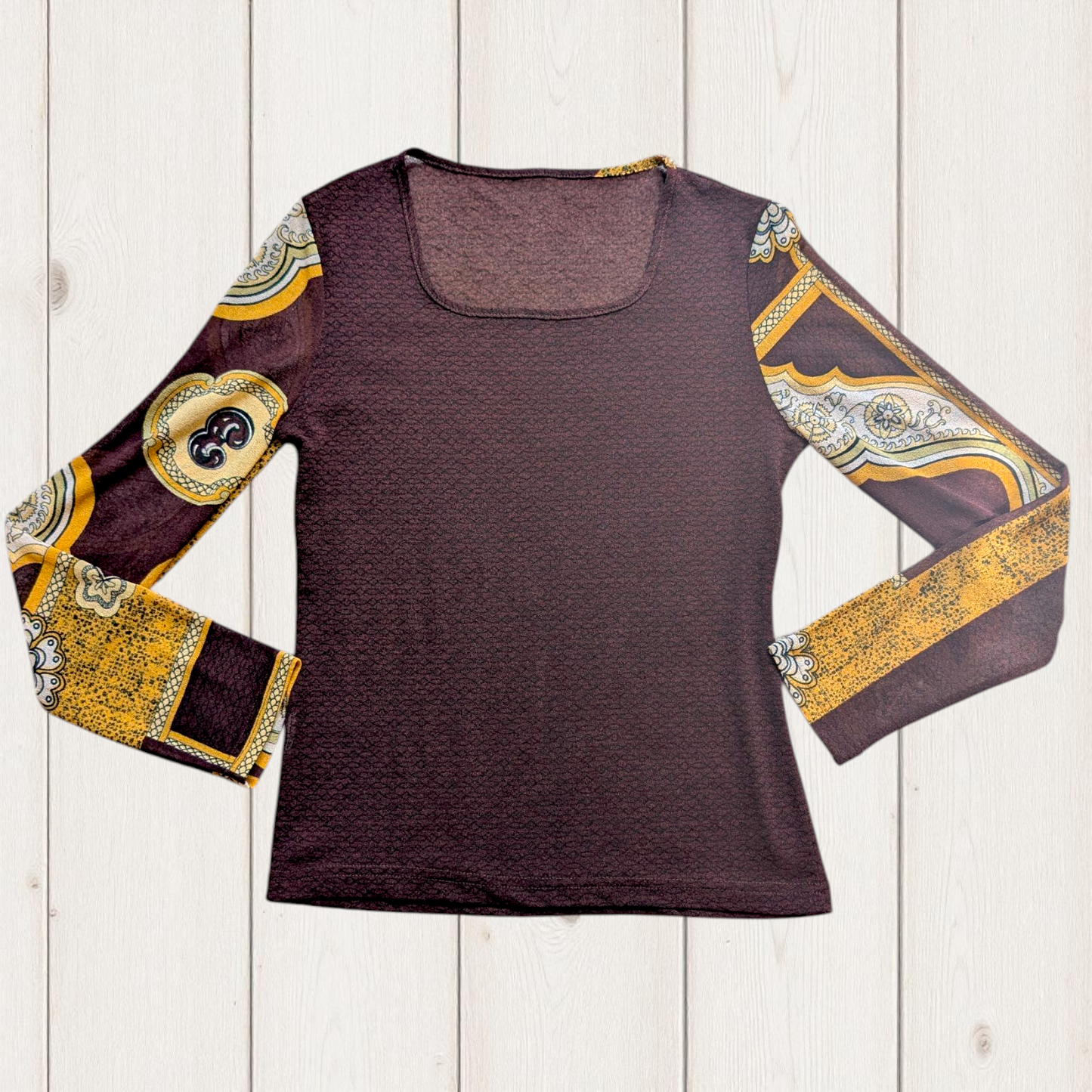 00's Brown Graphic Long Sleeve