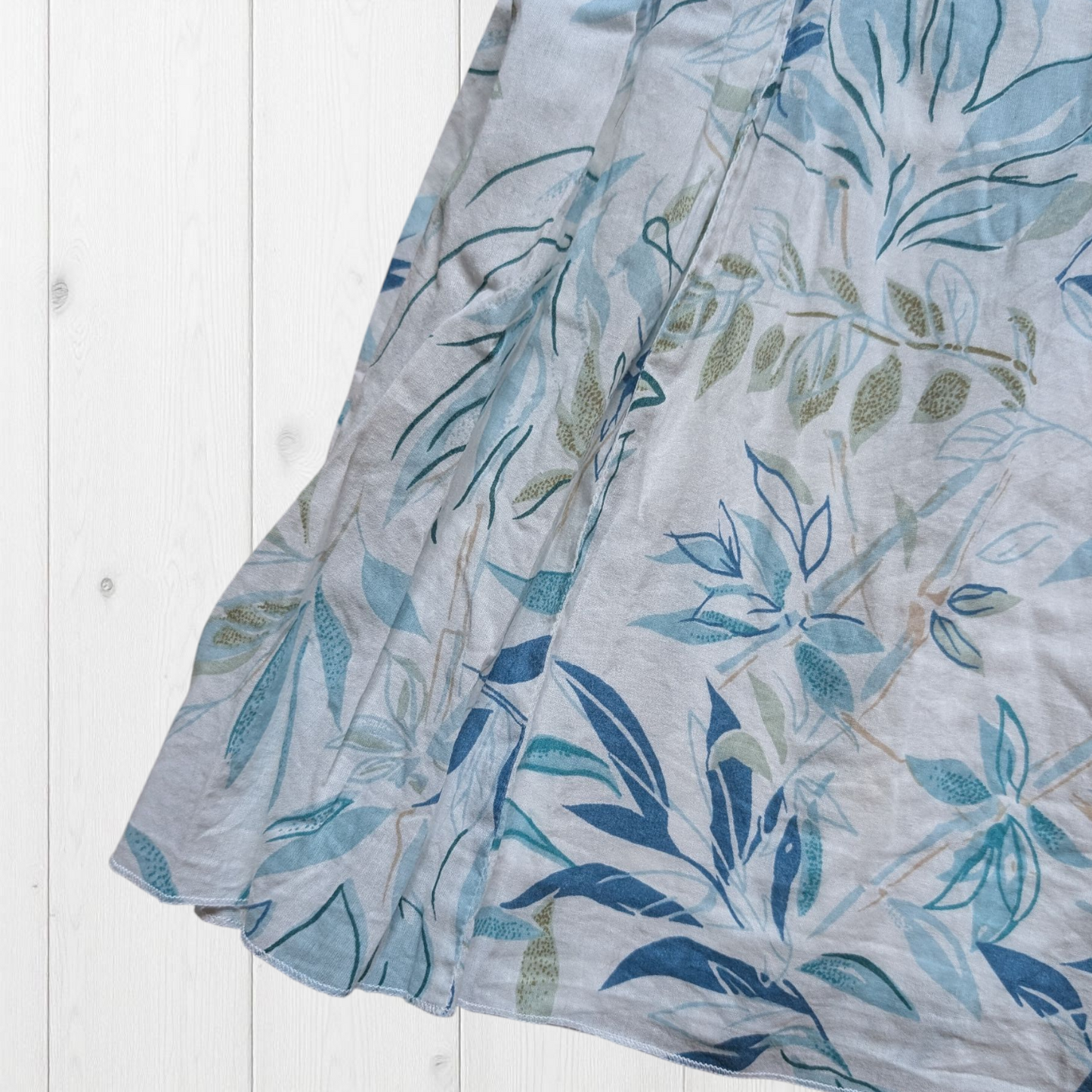 00's Floral Midi Skirt