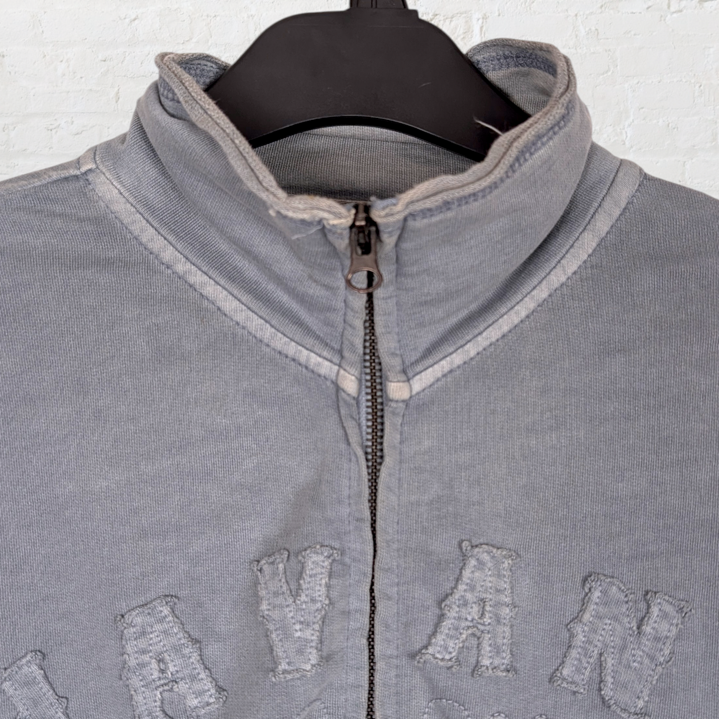 00's Distressed Full-zip Sweatshirt