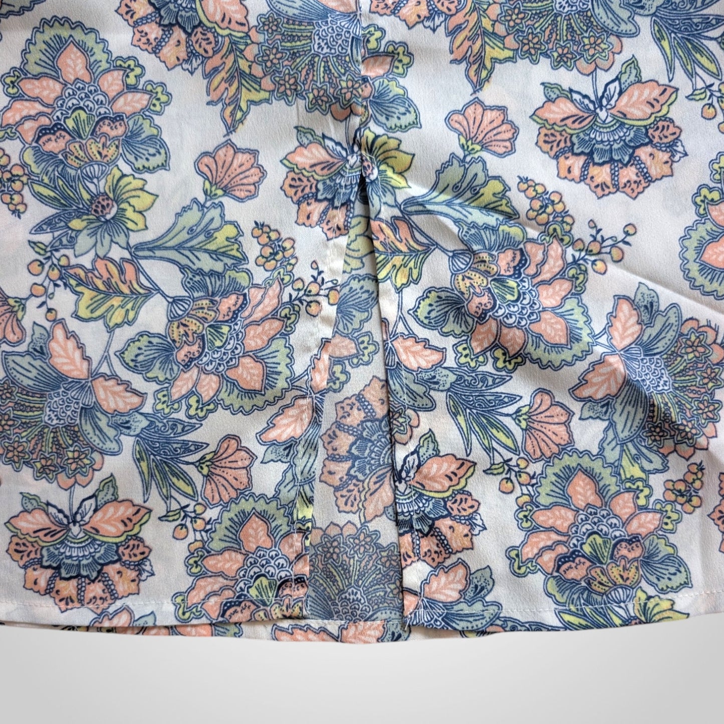 New Look Sleeveless Floral Blouse