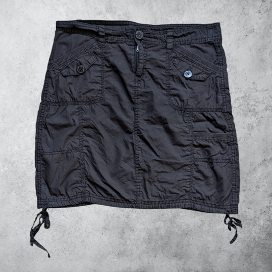 00's Black Cargo Skirt