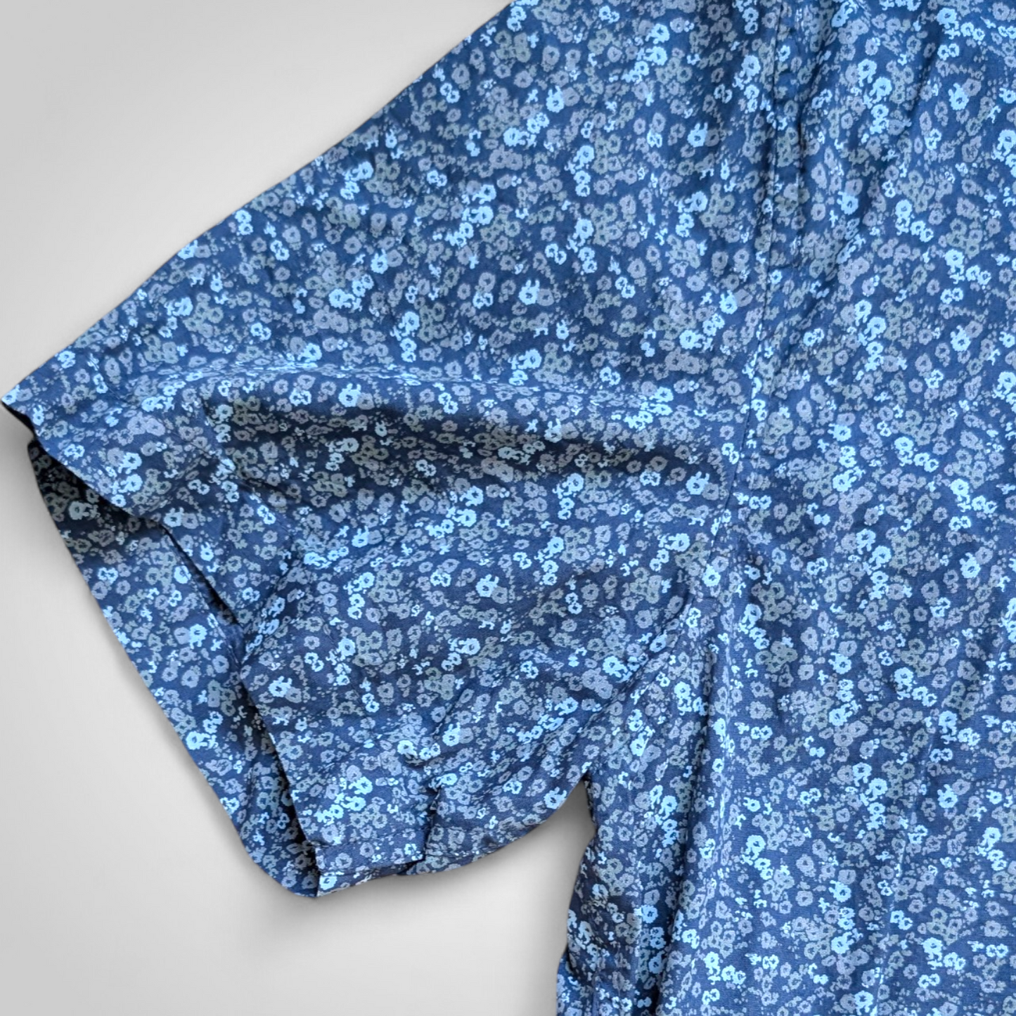 00's Jeff Banks Blue Shirt