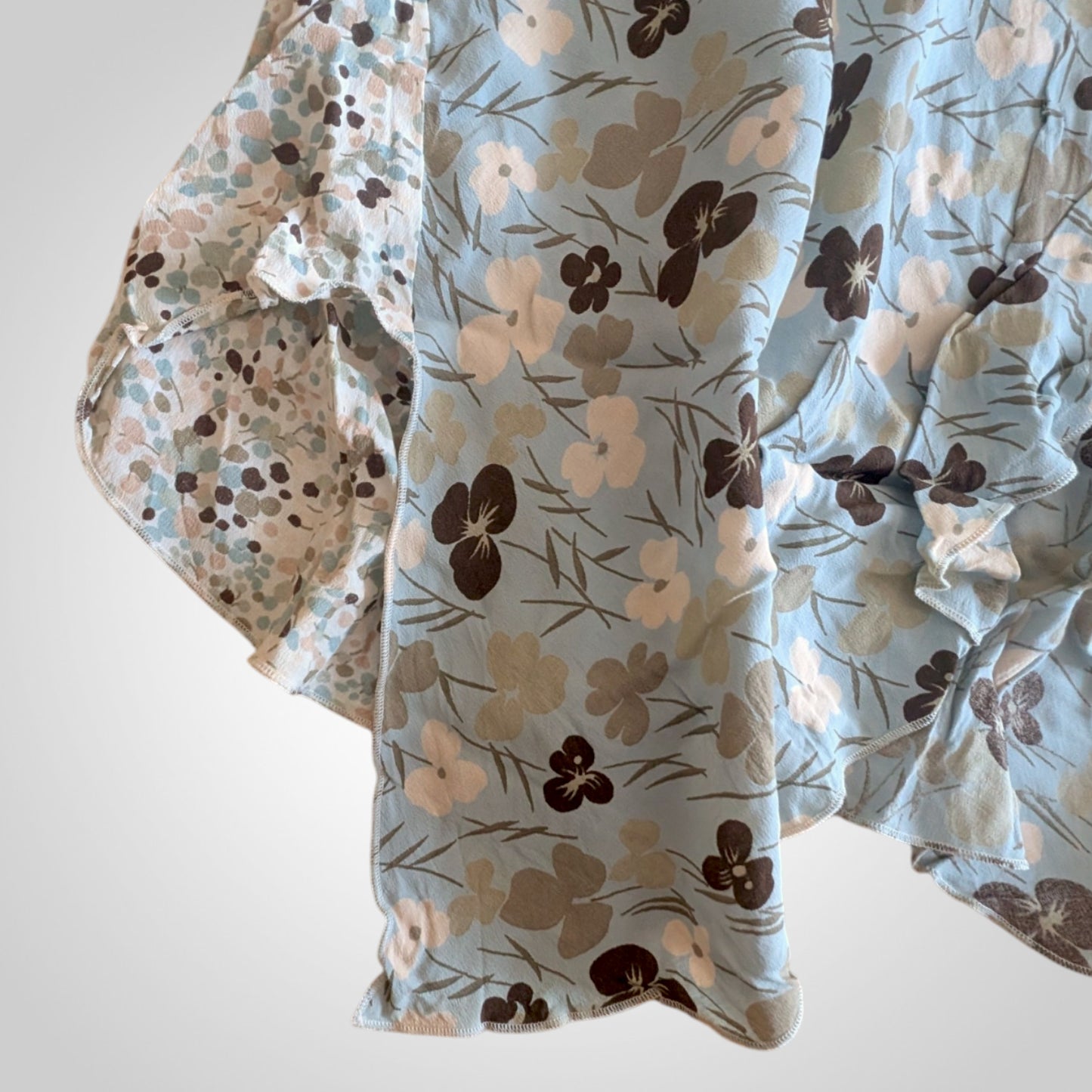 00s Fairycore Panelled Floral Hanky Hem Skirt