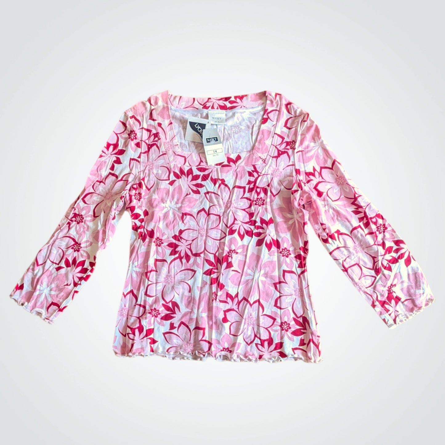 00s Pink Floral 3/4 Sleeve Top