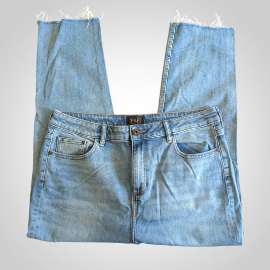 Light Blue Distressed Cropped Jeans
