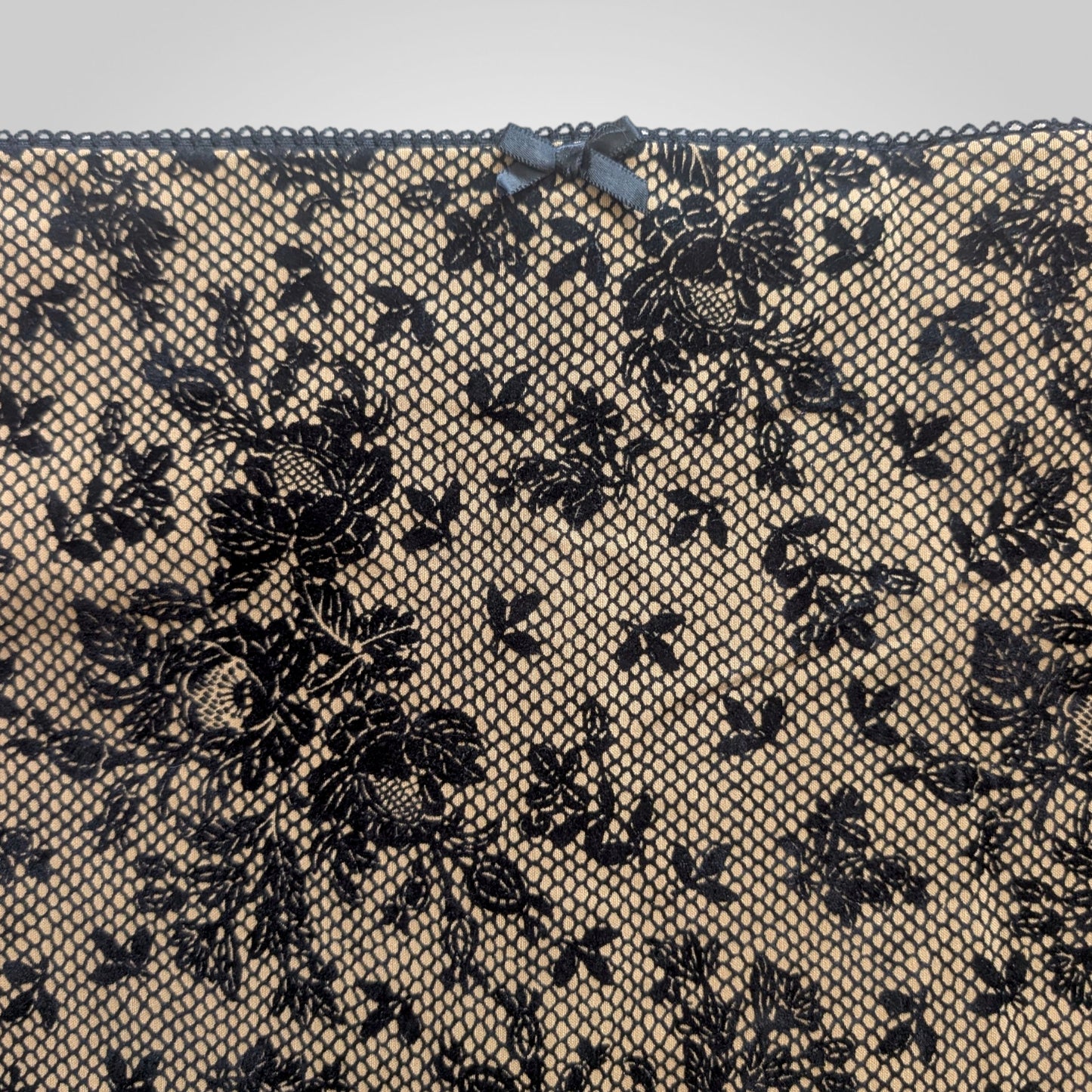 90s Black & Tan Lace Pencil Skirt