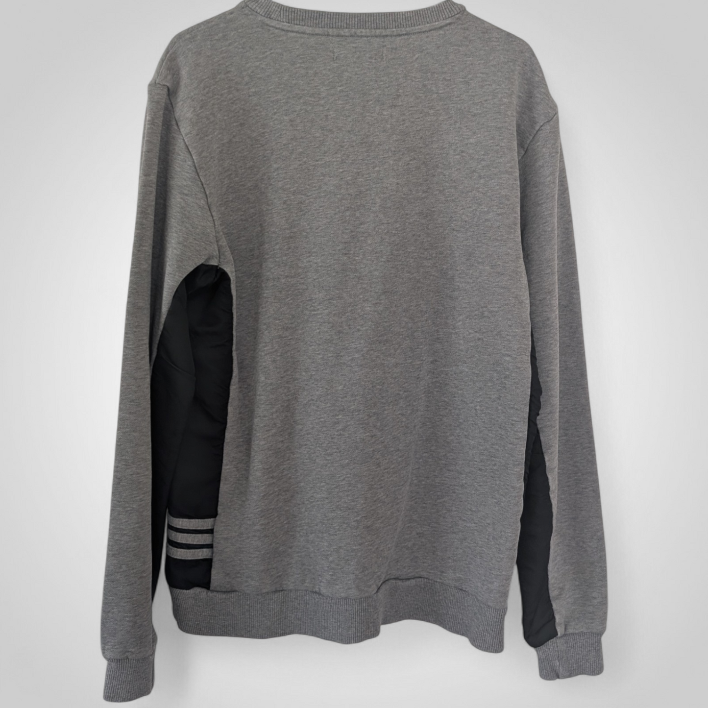 Vintage Adidas Grey Sweatshirt