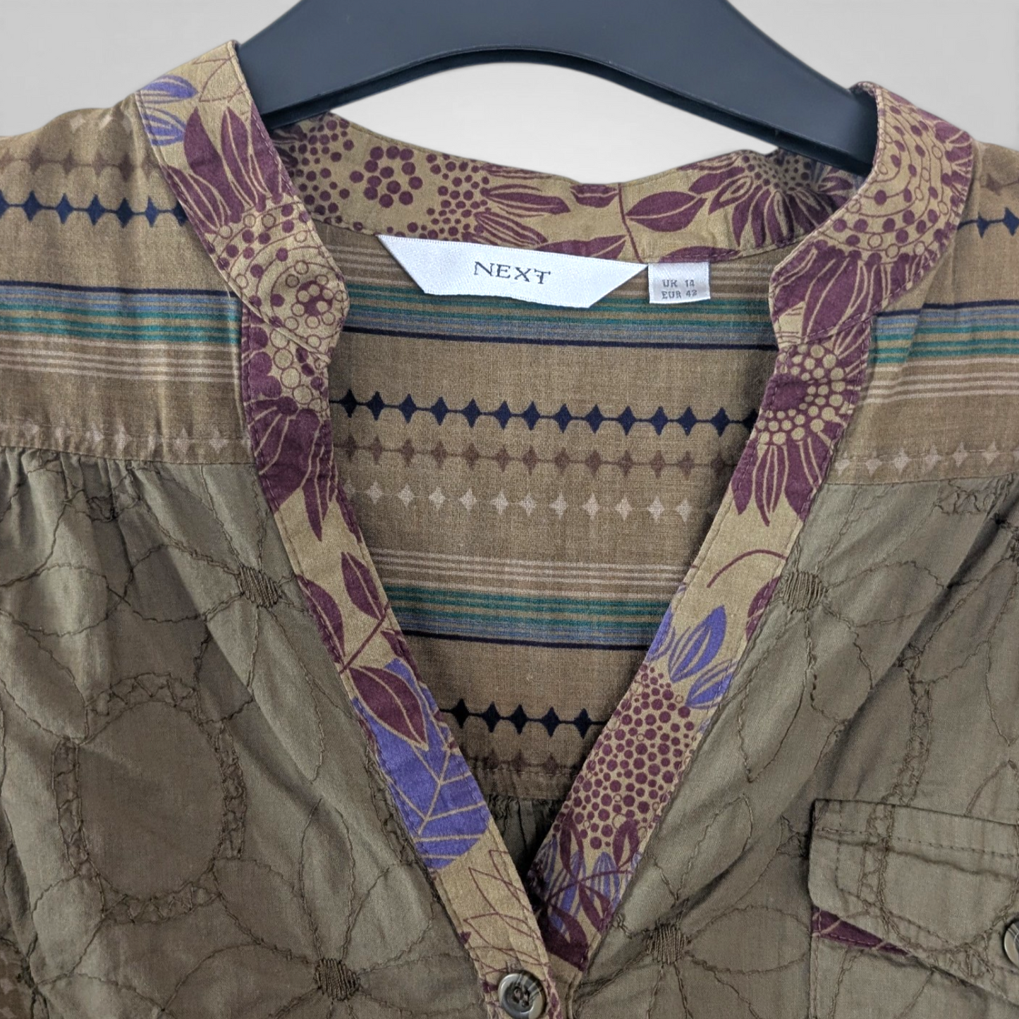 90's Khaki Embroidered Pattern Shirt