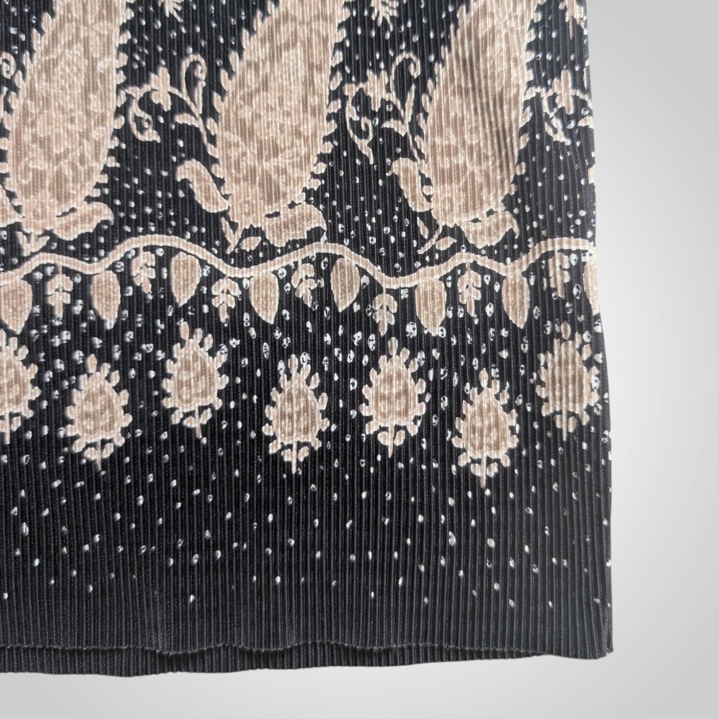 90s Black Beige Paisley Plisse Sleeveless Vest Top