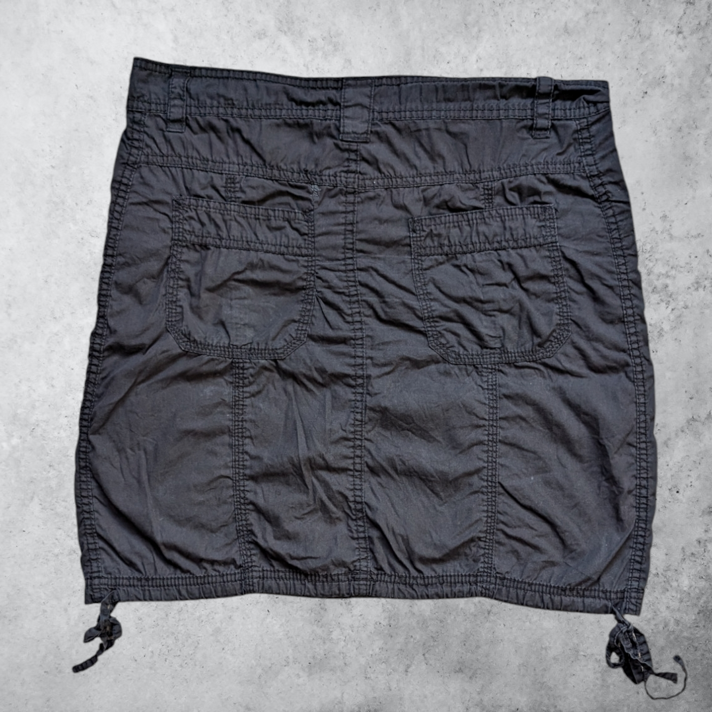 00's Black Cargo Skirt