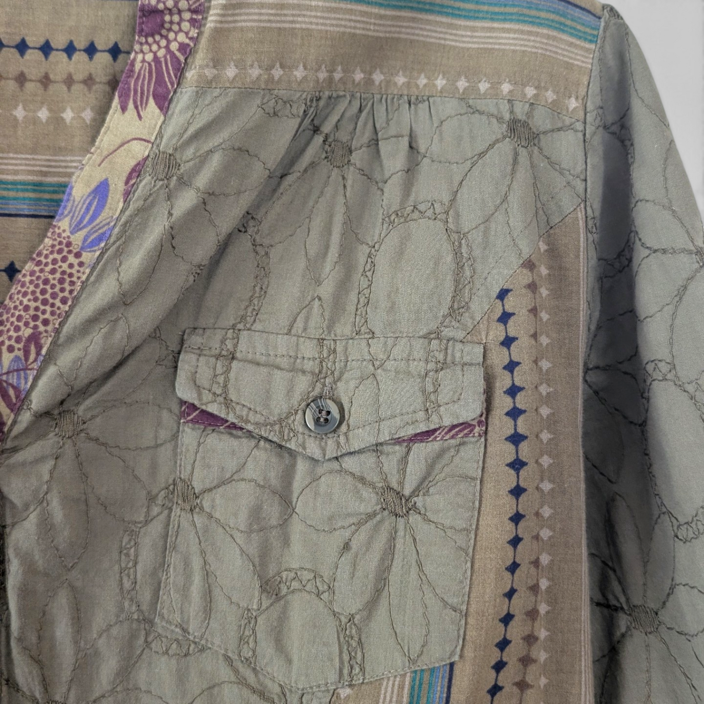 90's Khaki Embroidered Pattern Shirt