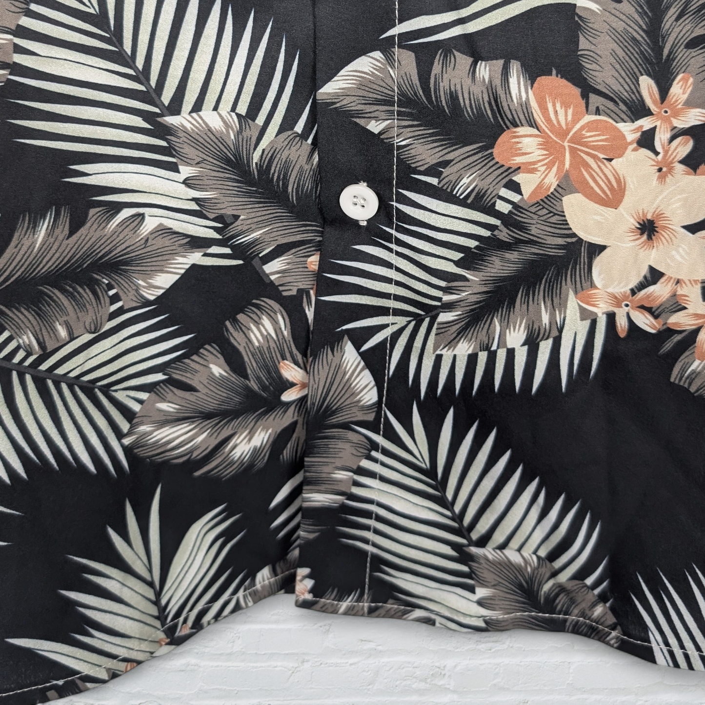Hawaiian Black Short Sleeve Shirt