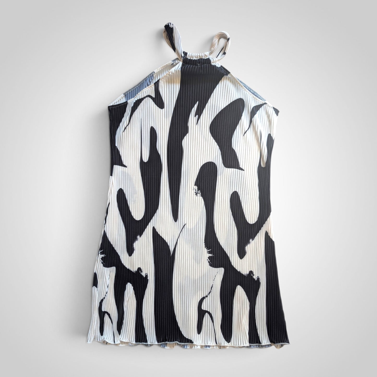 Black & White Abstract Plisse Dress