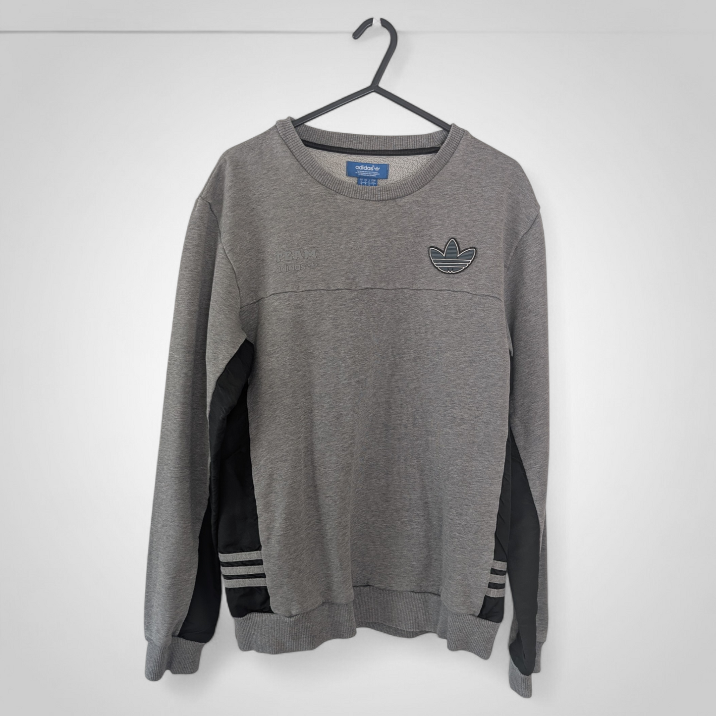 Vintage Adidas Grey Sweatshirt