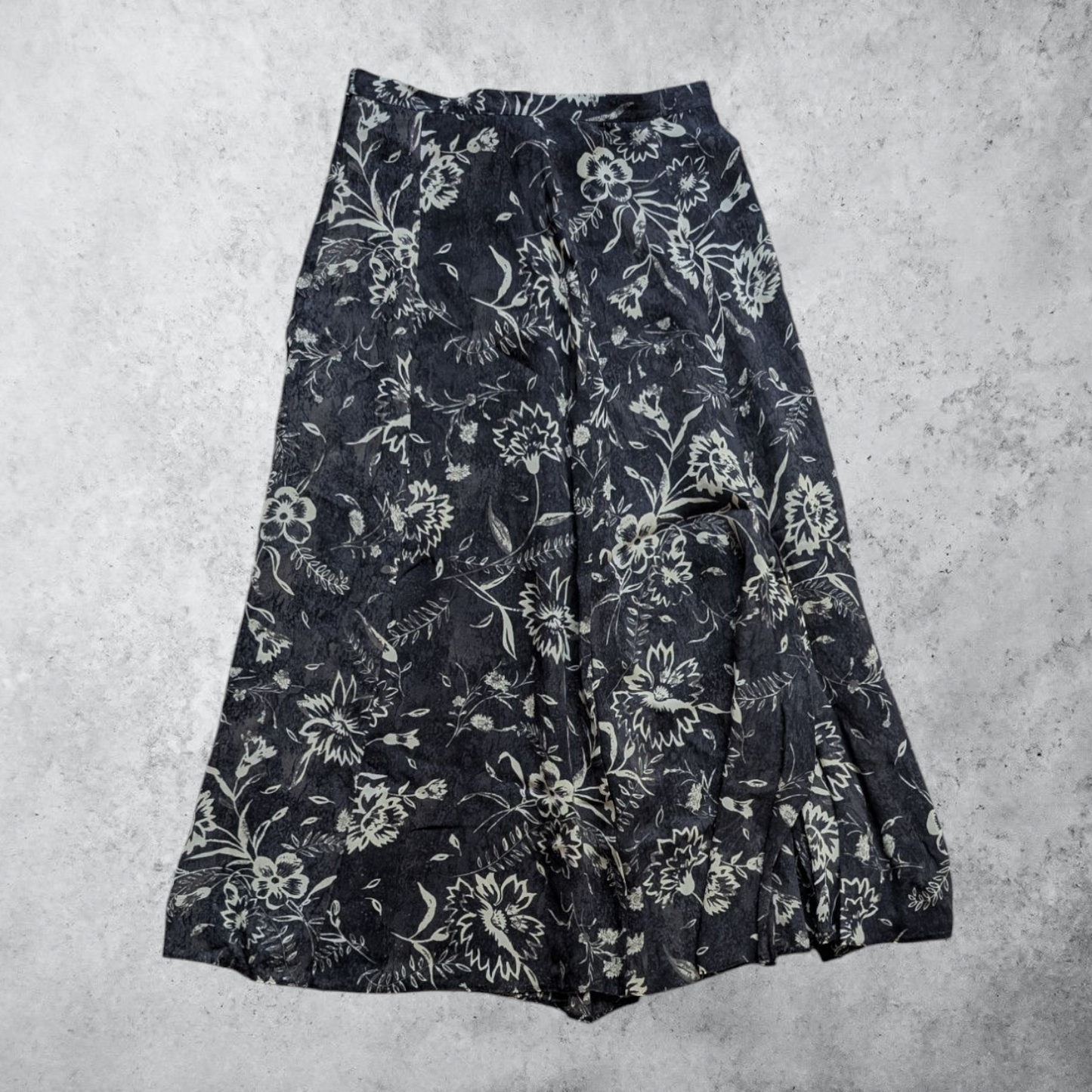 90's Black Floral Midi Skirt