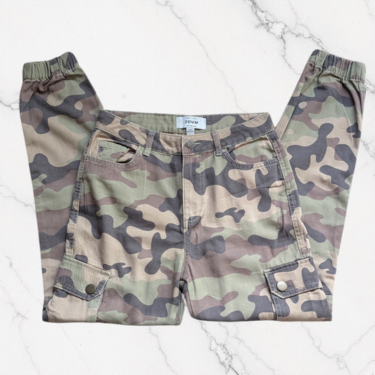 Khaki Camo Cargo Trousers