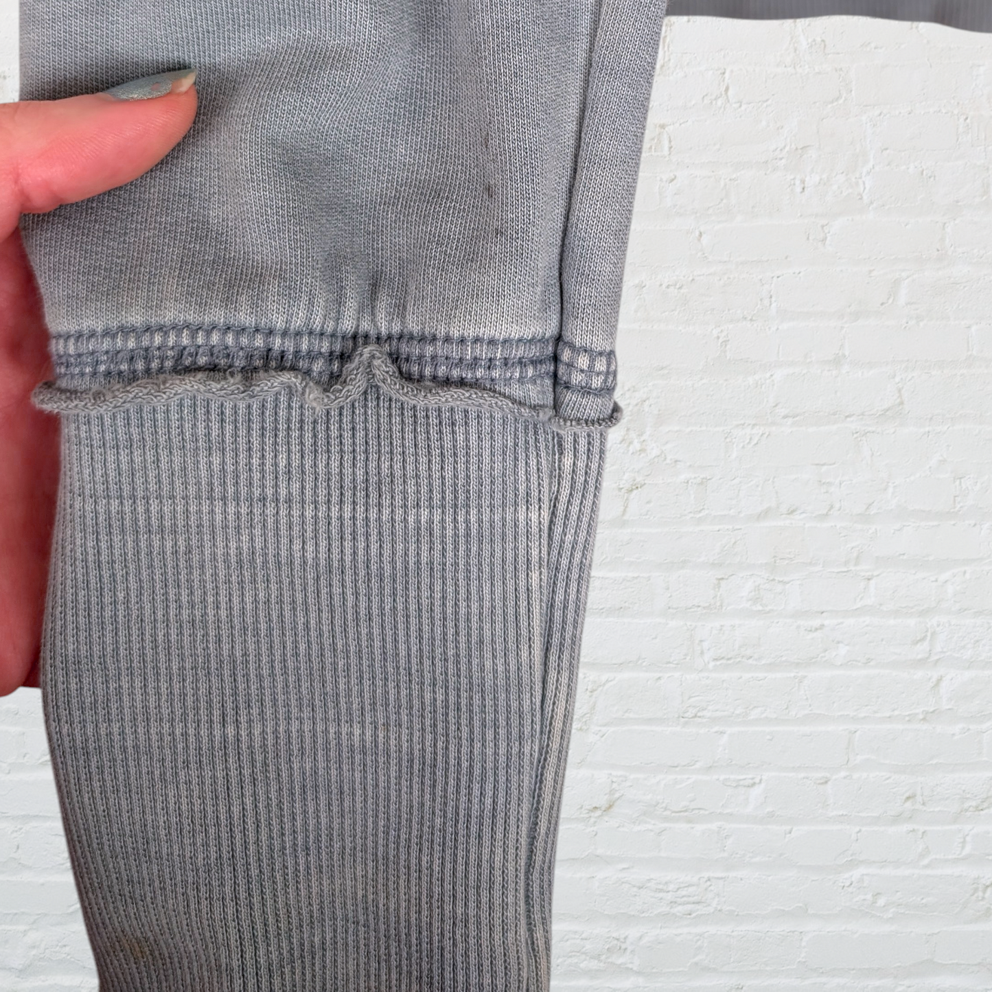 00's Distressed Full-zip Sweatshirt